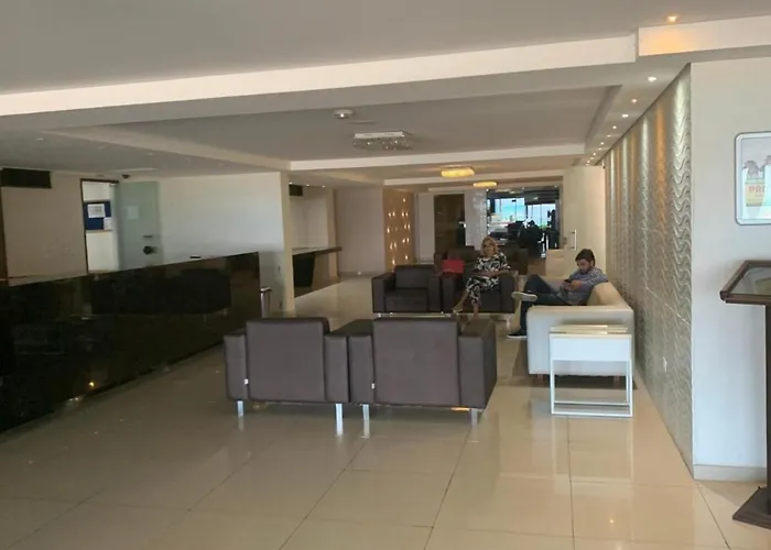 Flat Marinas Praia Hotel